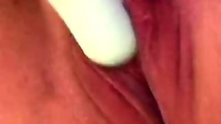 Squirting Whitegirl w/ Big Pussy Lips Fucks herself w/ Toy!